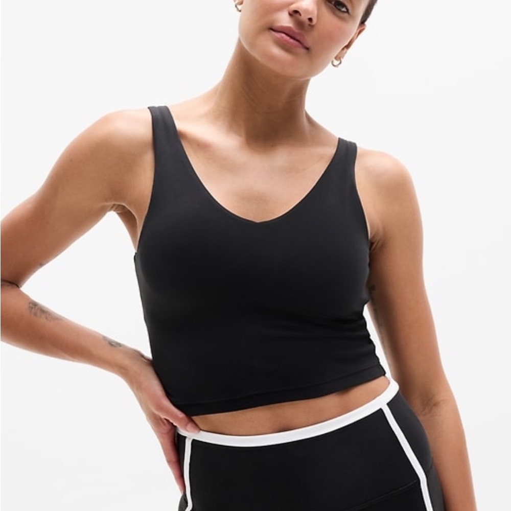 Athleta transcend V neck crop tank, black, size small